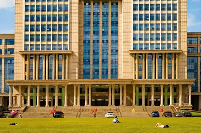 上海复旦大学光华楼